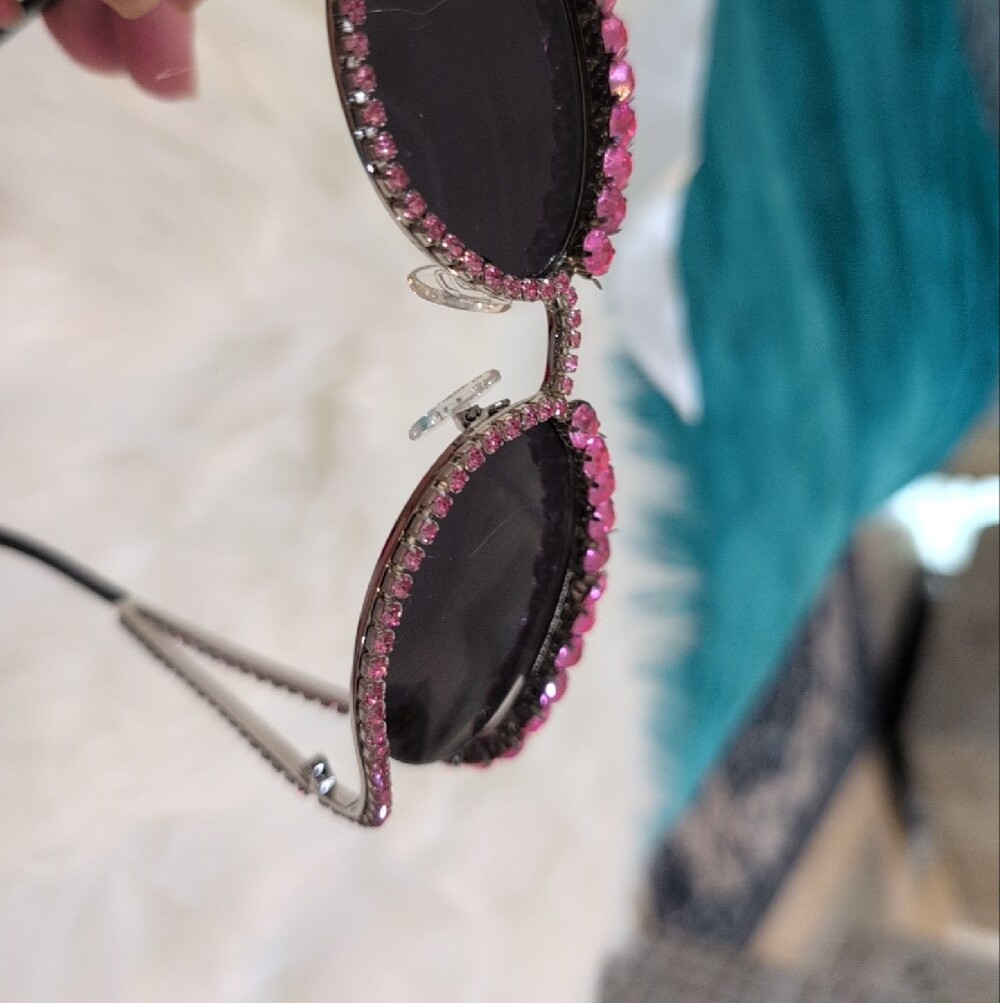 Pink Crystal Embellished Sunglasses - Women Accessories NWOT - Picture 3 of 3